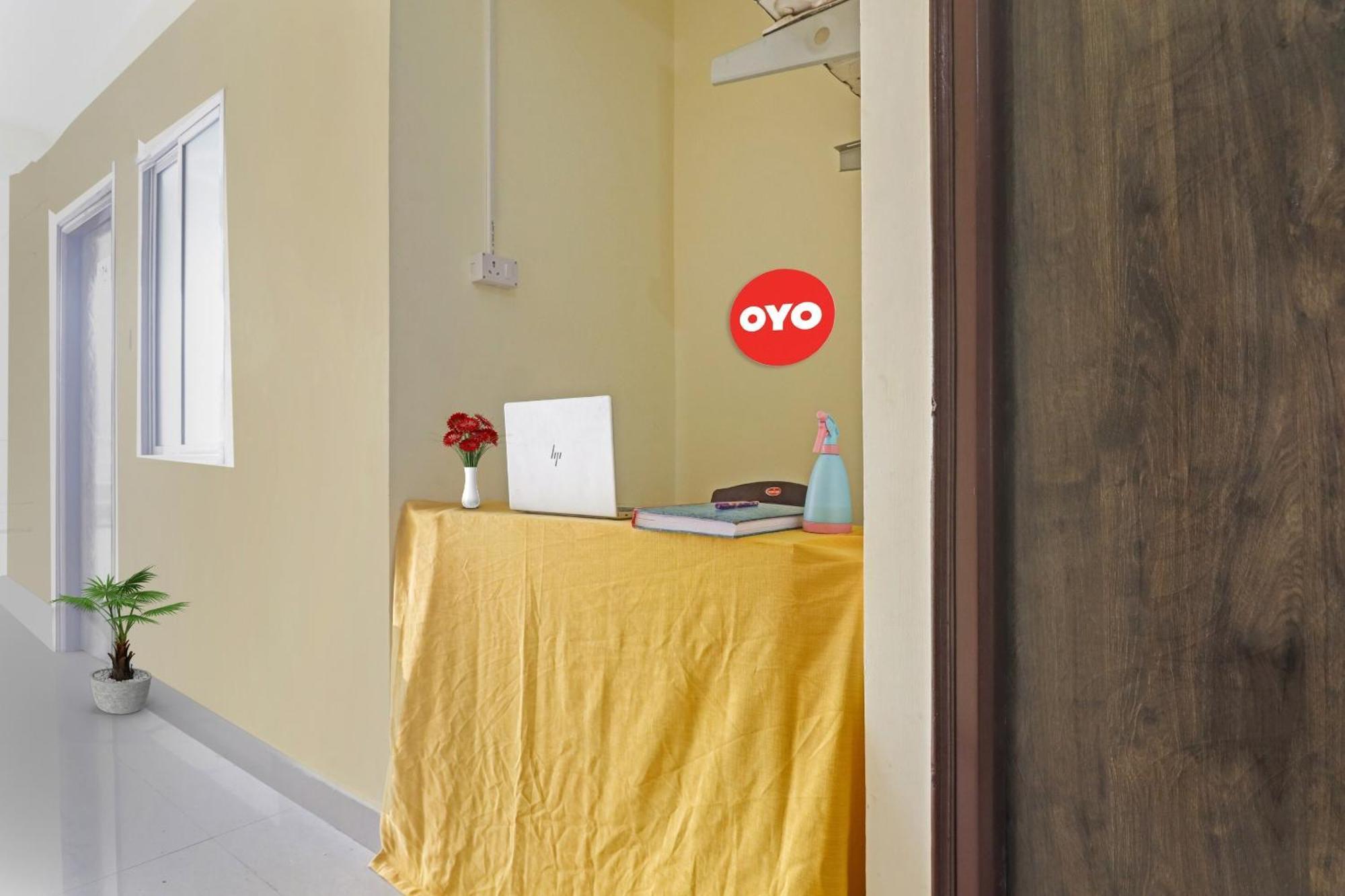 Super Hotel O Dk Reddy Square Haiderabad Buitenkant foto
